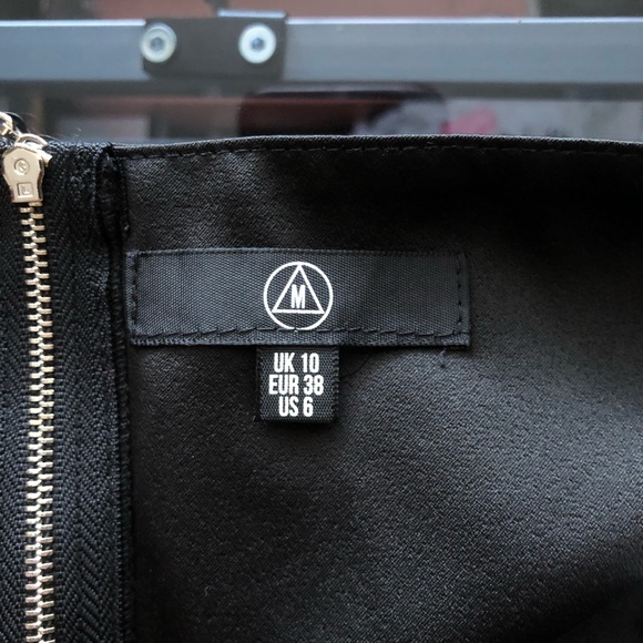 Missguided formal bow crop top, never been worn - Picture 2 of 7